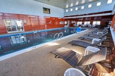 ホテル The Mariner Resort Cape Cod By The Red Collection