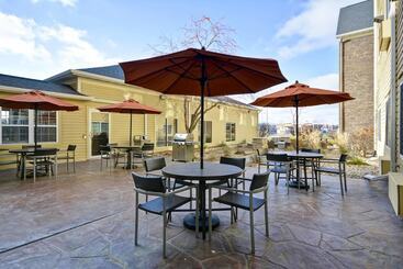 هتل Towneplace Suites Sioux Falls