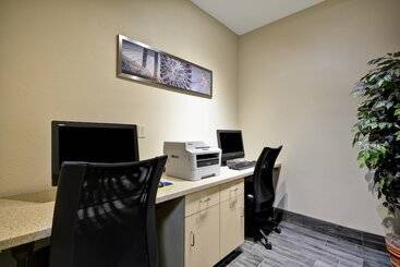 هتل Towneplace Suites Sioux Falls
