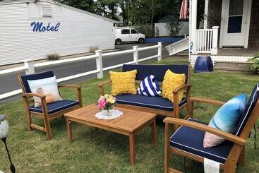 Mariner Motel