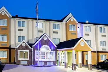 Microtel Inn & Suites By Wyndham Charleston
