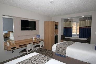 Microtel Inn By Wyndham Greensboro