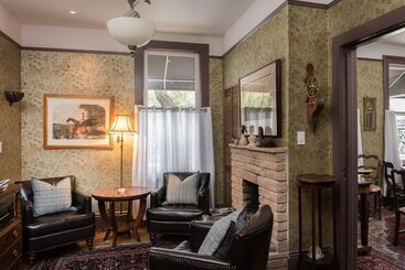 Monte Cristo Bed And Breakfast