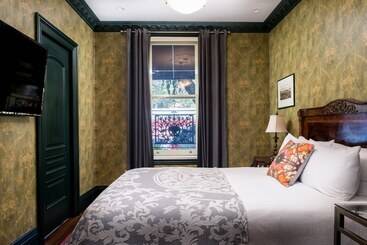 Monte Cristo Bed And Breakfast