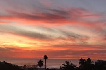 Moonlight Beach Motel