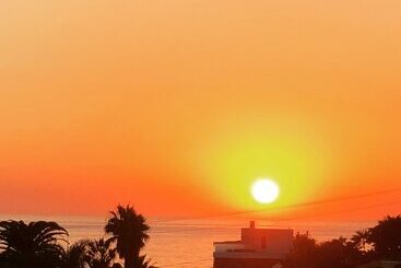 Moonlight Beach Motel