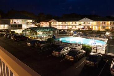 مُتل Mariner Resort