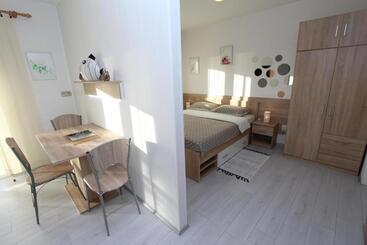 پانسیون Apartments Eva
