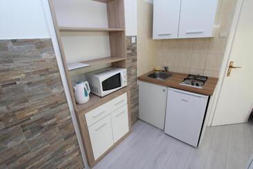 پانسیون Apartments Eva