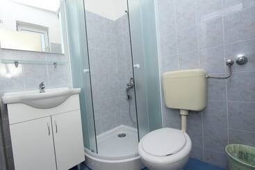 پانسیون Apartments Eva