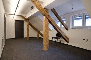 پانسیون Cha Cha Rooms