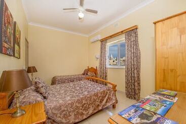 پانسیون Electra Guesthouse