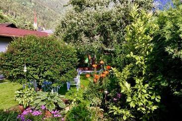 پانسیون Haus Tirolerland