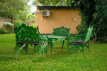 پانسیون Inkindaba Guest House