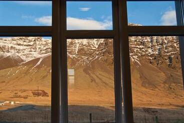 پانسیون Skyrhusid Hi Hostel