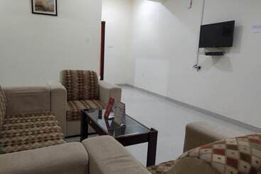 Al Areen Hotel Apartments By Oyo Rooms