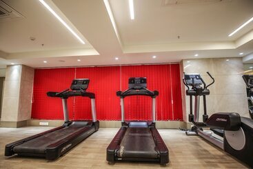 هتل Ramada Plaza By Wyndham Lucknow