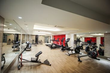 هتل Ramada Plaza By Wyndham Lucknow