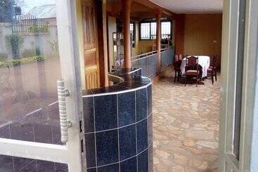 پانسیون Hem Guest House