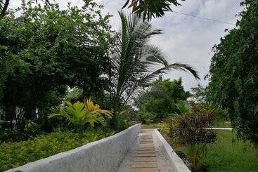 پانسیون Pemba Paradise