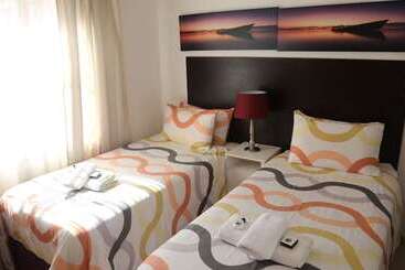 پانسیون Roba Monakedi Guest Lodge