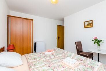 Пансион Villa Bind