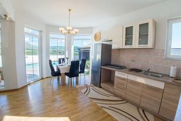Luxury Villa Horizon