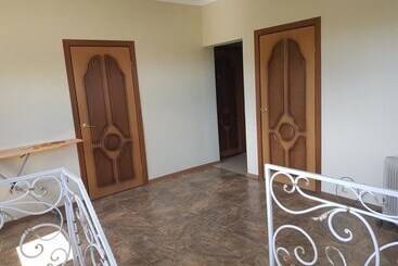 Mirniy Sun Cottage