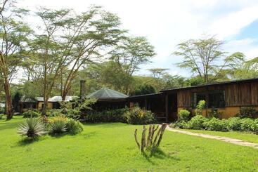 Ole Itiko Cottages