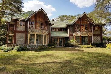 Ole Itiko Cottages