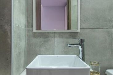 پانسیون Kyma Rooms & Suites