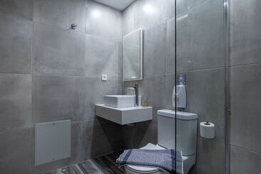 پانسیون Kyma Rooms & Suites