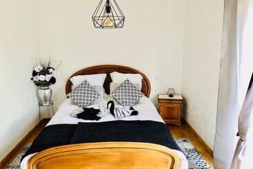 مبيت وإفطار Villa Santa Rita