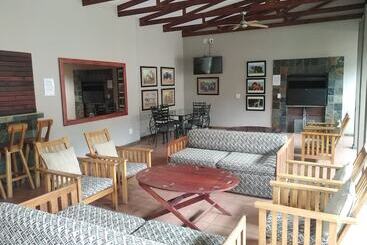 膳宿费 Acacia Guest House