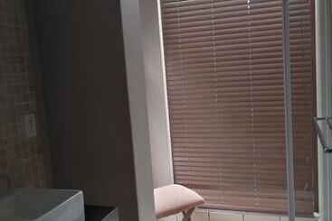 膳宿费 Acacia Guest House