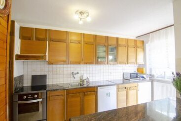 پانسیون Apartments And Rooms Banić