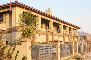 پانسیون Greater Heights Guest House