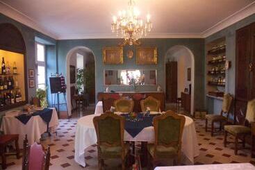 Le Clos Des Cedres B&b