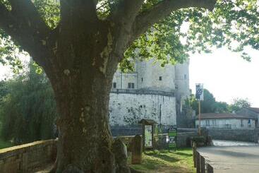 Le Clos Des Cedres B&b