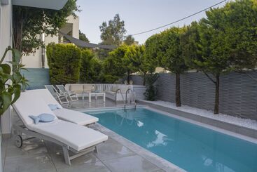 آپارتمانهای توریستها Chris Rea Villa