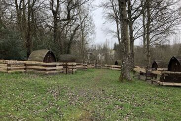 Edinburgh Cabin Camping