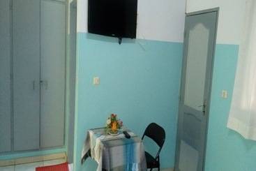 هتل Hôtel Le Bahut