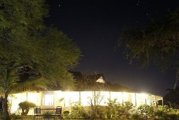 هتل Utengule Coffee Lodge