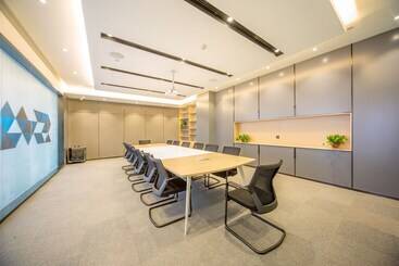 Atour Hotel Taihe Road Guyuan