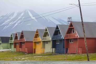 هتل Basecamp Spitsbergen