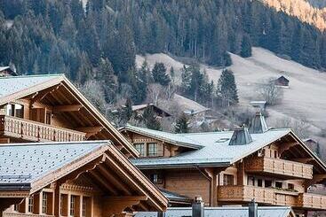 هتل De Rougemont & Spa