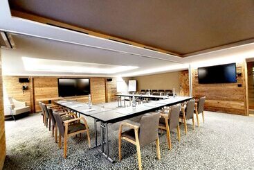 هتل De Rougemont & Spa
