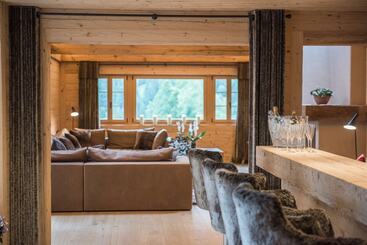 هتل De Rougemont & Spa