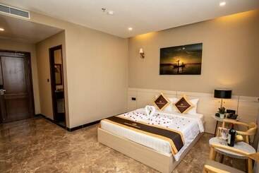 هتل Golden Emerald Resort