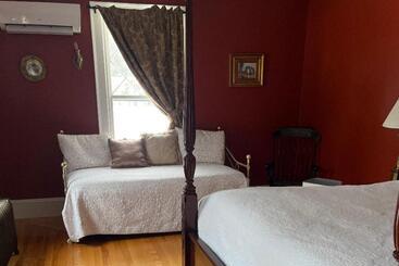 צימר The Mulburn Inn